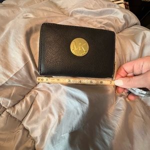 Black wallet